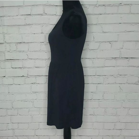 Wet Seal Junior's Black Fitted Wide Strap Sun Dress Size XS - Picture 2 of 6